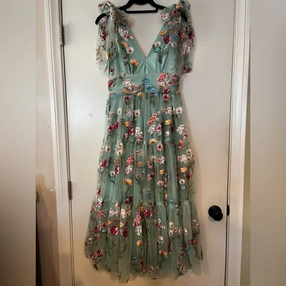 JESSAKAE Margret Sz XS Floral Embroidered Tulle Tiered Maxi Dress Tie Shoulder - Picture 1 of 12